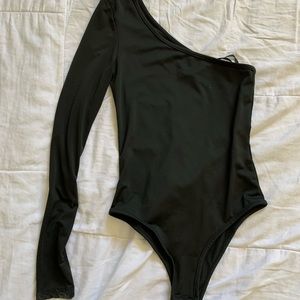 One shoulder bodysuit